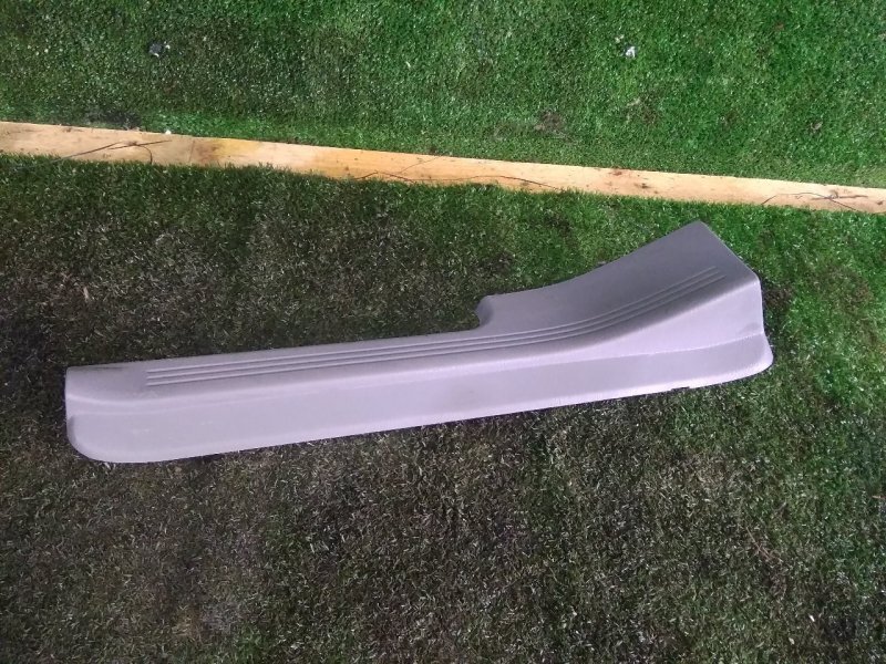 Накладка на порог салона, 200 рублей, Красноярск