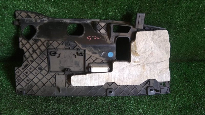 Накладка на торпедо, 500 рублей, Красноярск