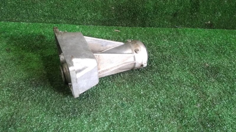 Кронштейн промежуточного вала, 1200 рублей, Красноярск