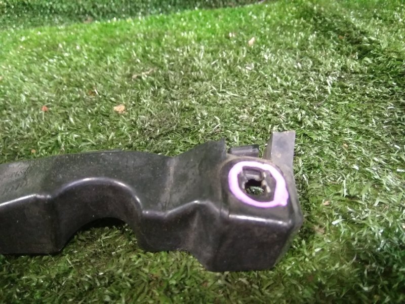 Кронштейн бампера, 100 рублей, Красноярск