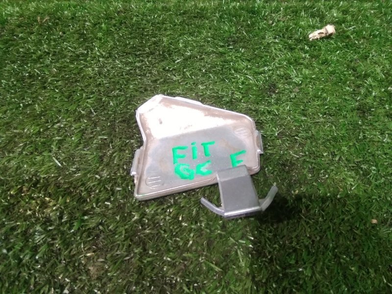 Заглушка буксировочного крюка, 1000 рублей, Красноярск