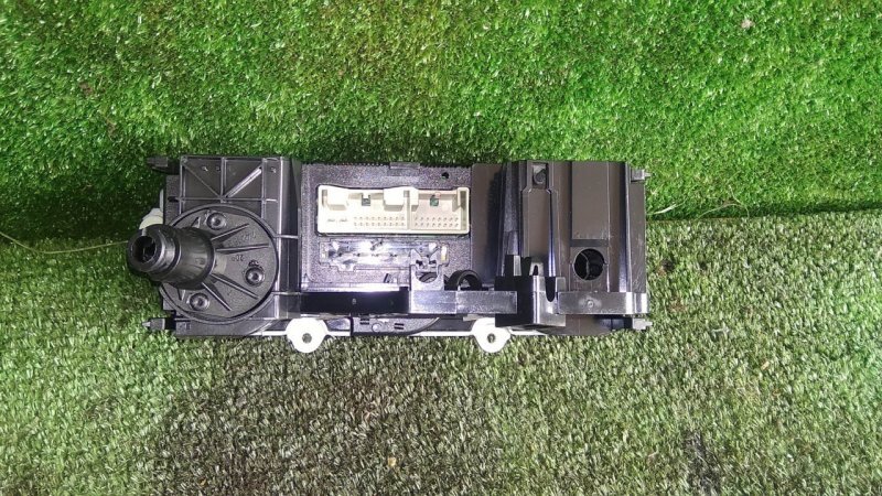 Блок управления климат-контролем, 1000 рублей, Красноярск