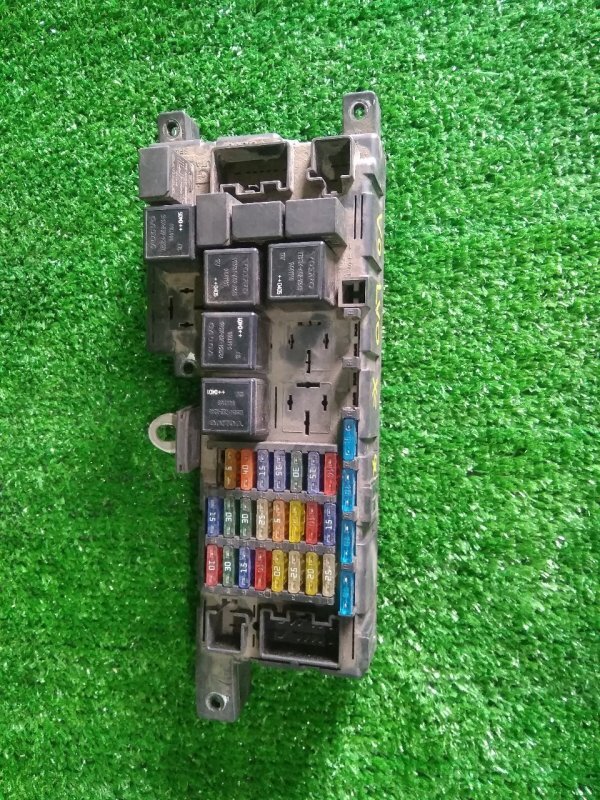 Блок предохранителей под капот, 1000 рублей, Красноярск