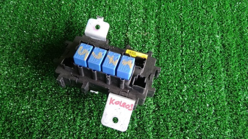 Блок предохранителей салонный, 1000 рублей, Красноярск