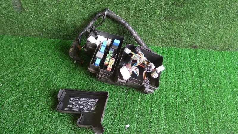 Блок предохранителей под капот, 2000 рублей, Красноярск