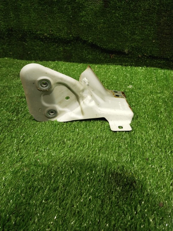 Кронштейн крыла, 2500 рублей, Красноярск