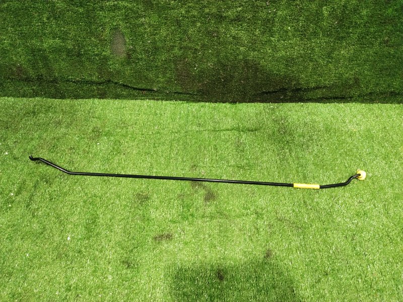 Упор капота, 2000 рублей, Красноярск