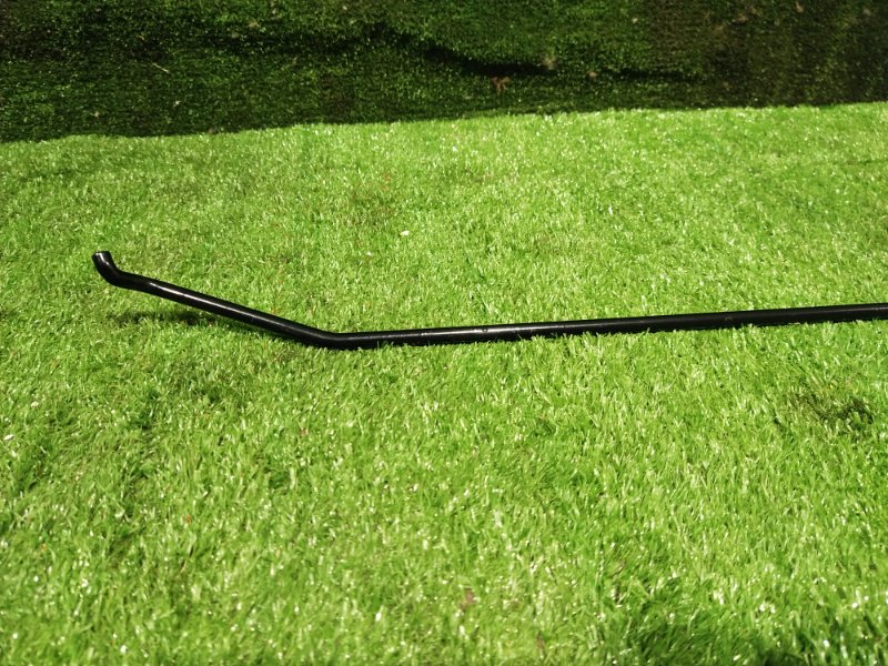 Упор капота, 2000 рублей, Красноярск