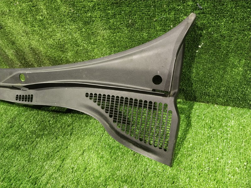 Решетка под лобовое стекло, 1000 рублей, Красноярск