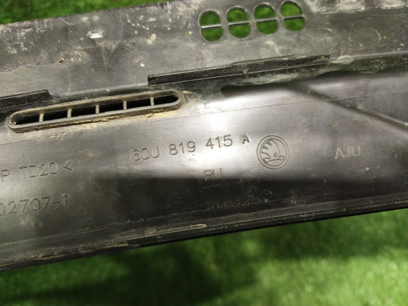 Решетка под лобовое стекло, 1000 рублей, Красноярск