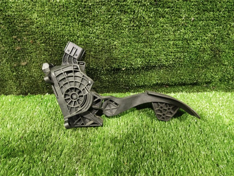 Педаль газа, 1500 рублей, Красноярск