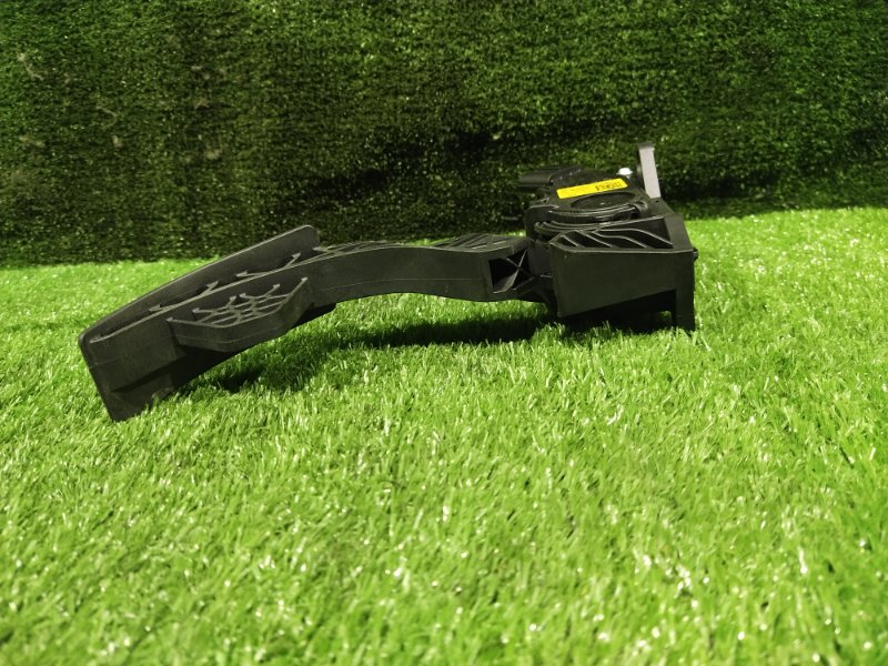 Педаль газа, 1500 рублей, Красноярск