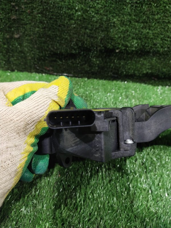 Педаль газа, 1500 рублей, Красноярск