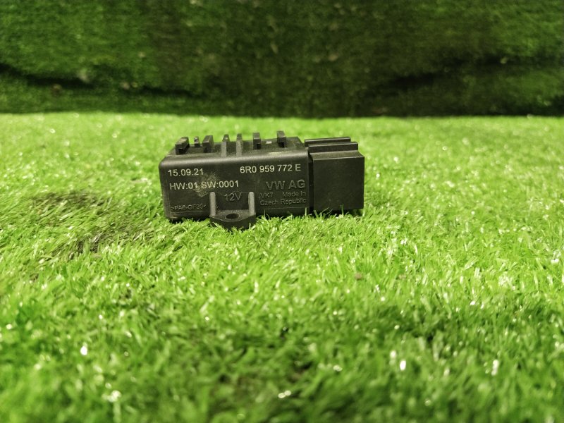 Блок управления подогревом сидений, 1000 рублей, Красноярск