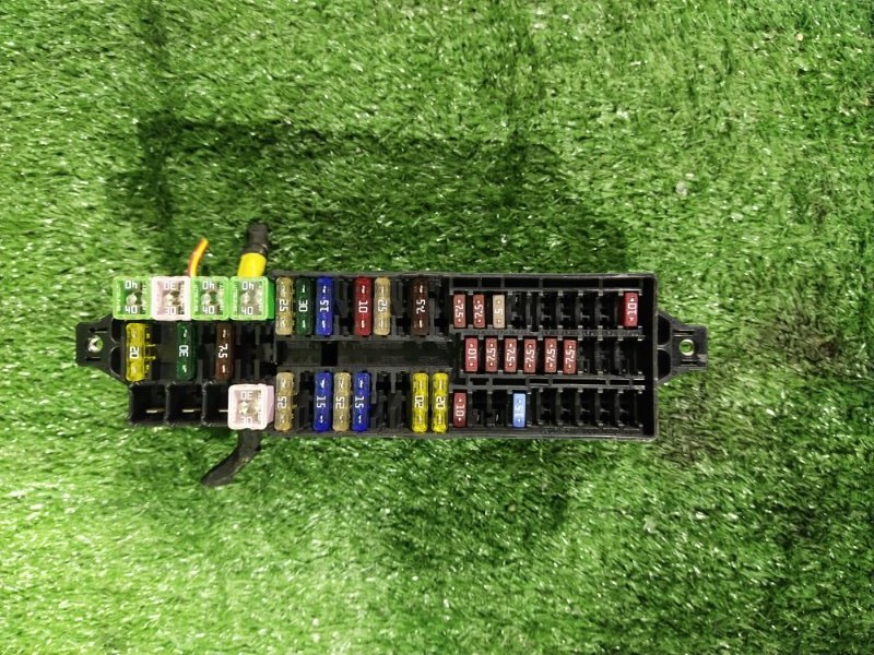 Блок предохранителей салонный, 1000 рублей, Красноярск