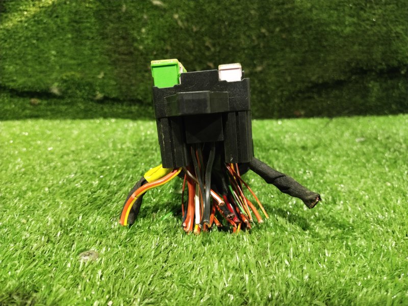 Блок предохранителей салонный, 1000 рублей, Красноярск