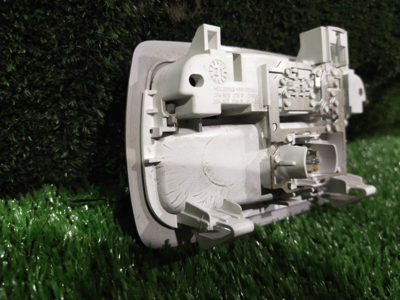 Плафон салона, 500 рублей, Красноярск