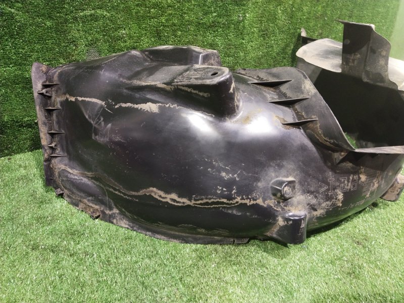 Подкрылок, 2000 рублей, Красноярск