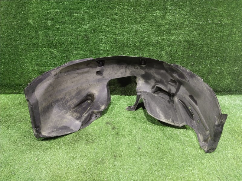 Подкрылок, 2000 рублей, Красноярск