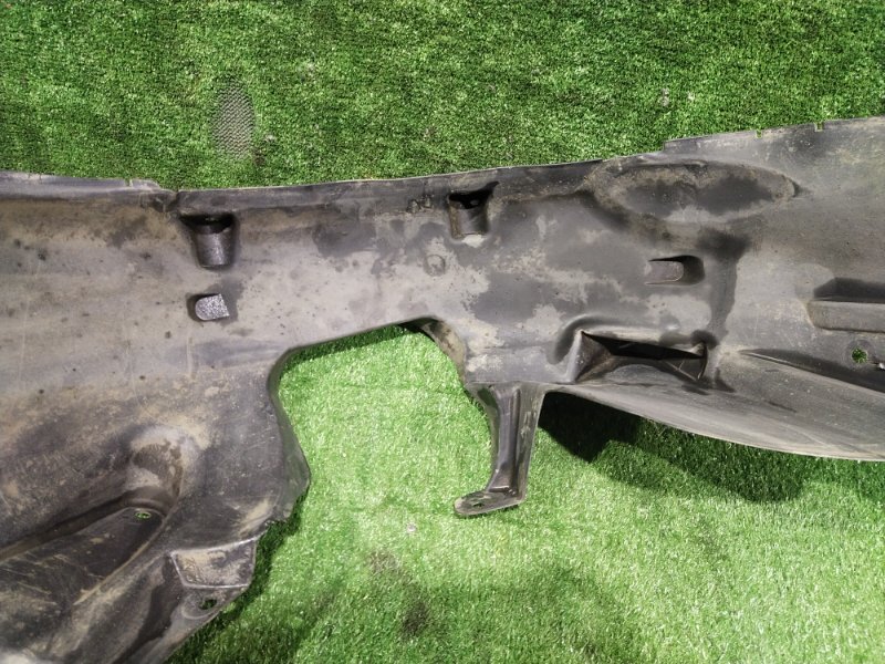 Подкрылок, 2000 рублей, Красноярск