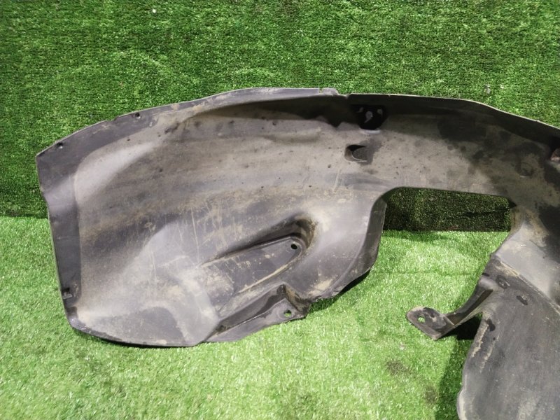 Подкрылок, 2000 рублей, Красноярск