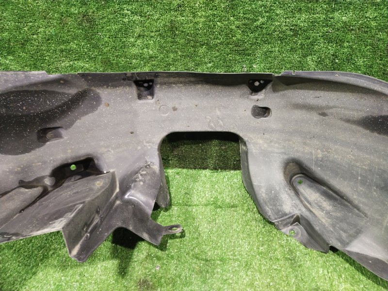 Подкрылок, 5000 рублей, Красноярск