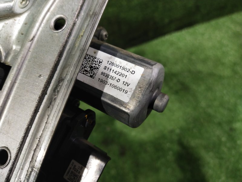 Стеклоподъемник, 10000 рублей, Красноярск