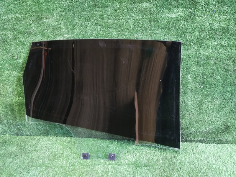 Стекло боковое, 6500 рублей, Красноярск