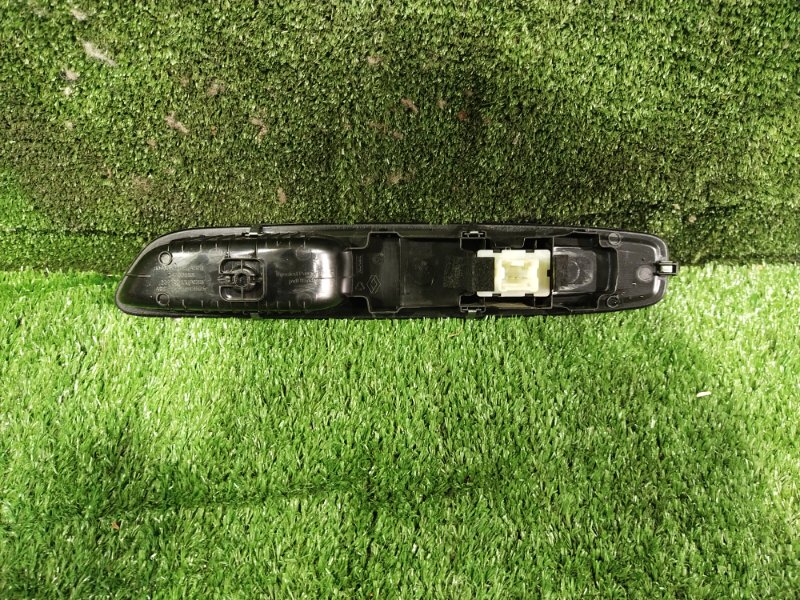 Кнопка стеклоподъемника, 2500 рублей, Красноярск