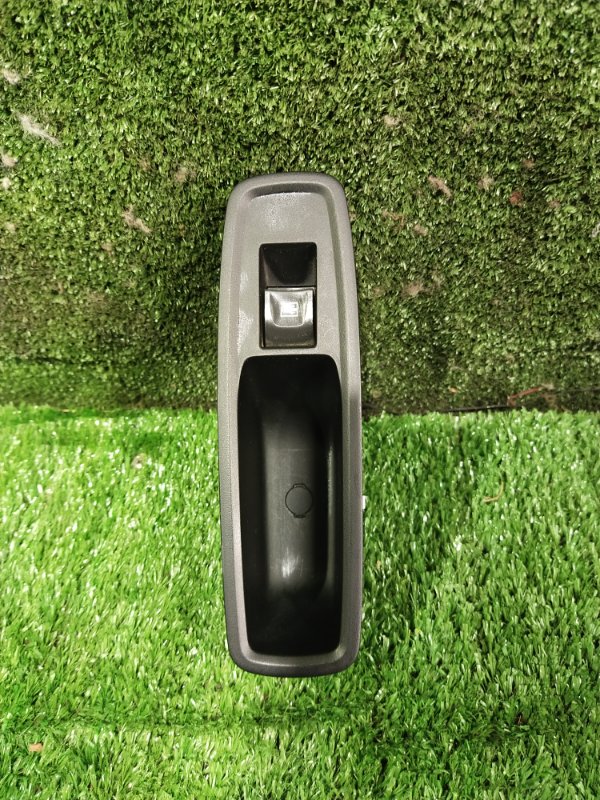 Кнопка стеклоподъемника, 1500 рублей, Красноярск