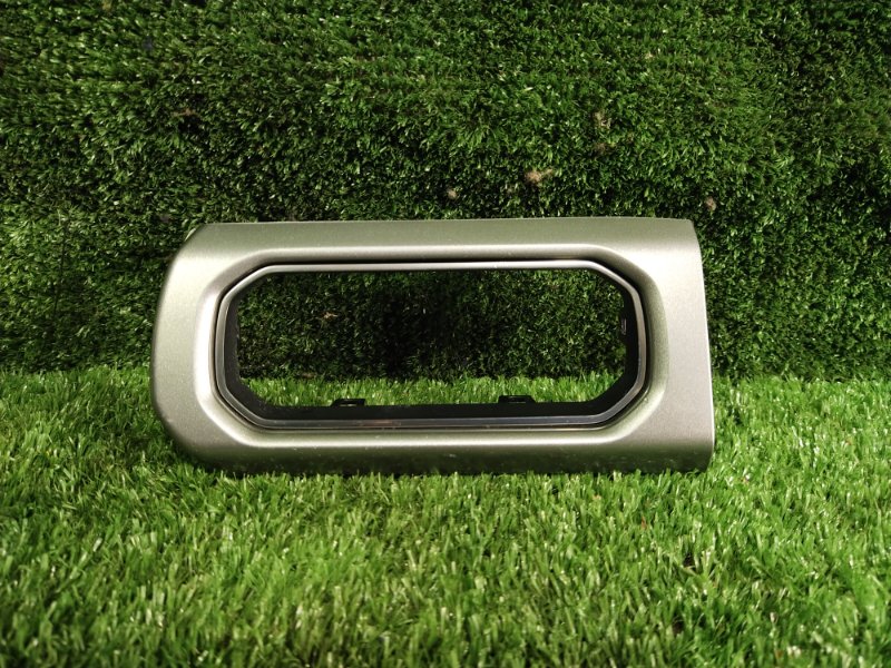 Накладка на торпедо, 1000 рублей, Красноярск