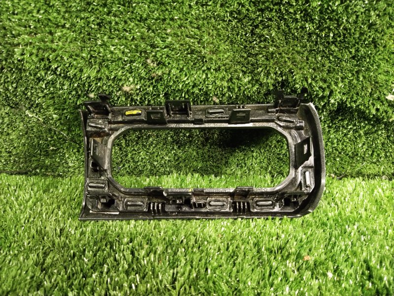 Накладка на торпедо, 1000 рублей, Красноярск