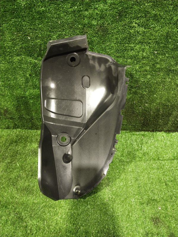 Подкрылок, 1000 рублей, Красноярск