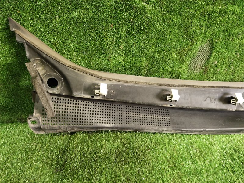 Решетка под лобовое стекло, 2000 рублей, Красноярск