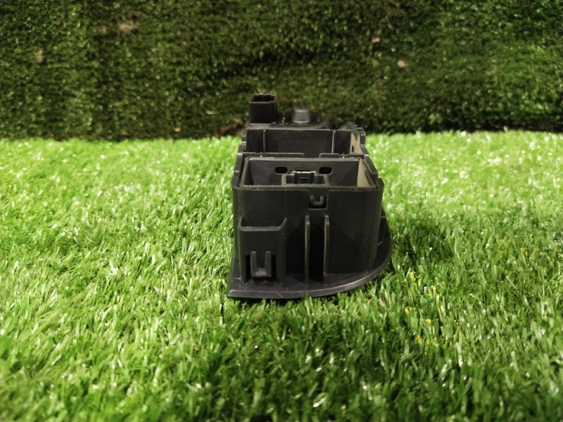 Блок управления зеркалами, 1000 рублей, Красноярск