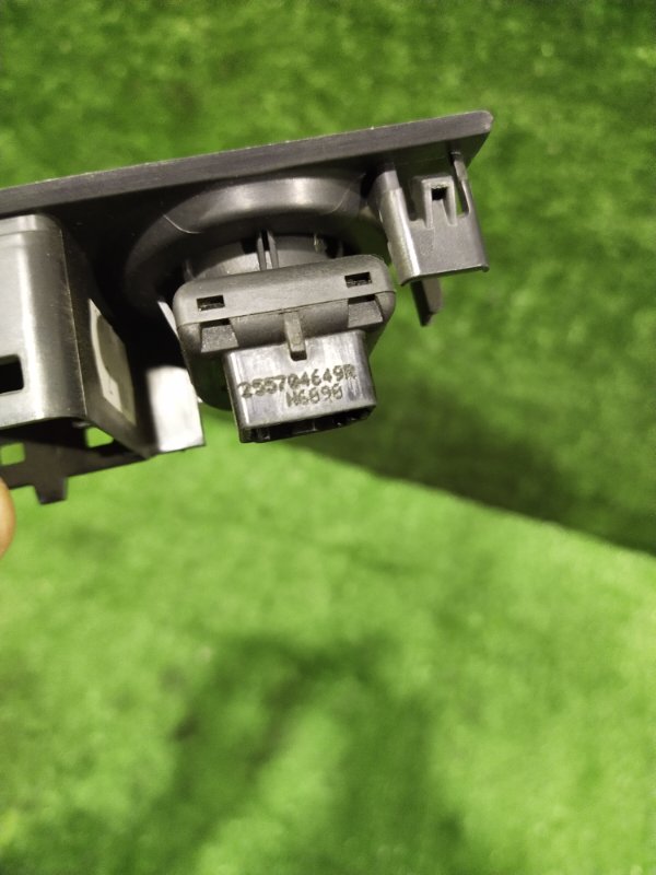 Блок управления зеркалами, 1000 рублей, Красноярск