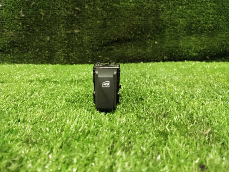 Кнопка блокировки стеклоподъёмников, 500 рублей, Красноярск