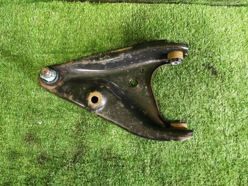 Рычаг подвески нижний, 1000 рублей, Красноярск