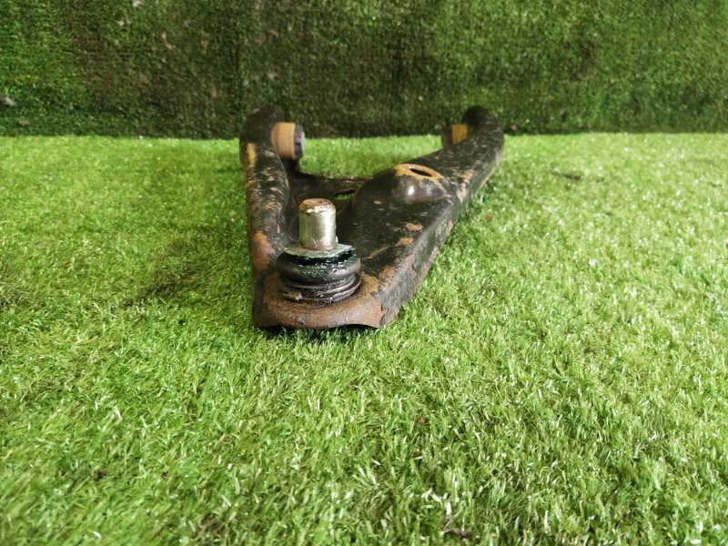 Рычаг подвески нижний, 1000 рублей, Красноярск