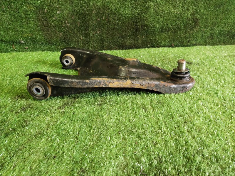 Рычаг подвески нижний, 1000 рублей, Красноярск