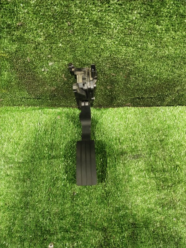 Педаль газа, 1500 рублей, Красноярск