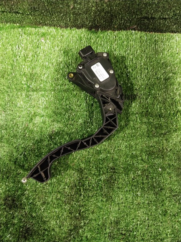 Педаль газа, 1500 рублей, Красноярск