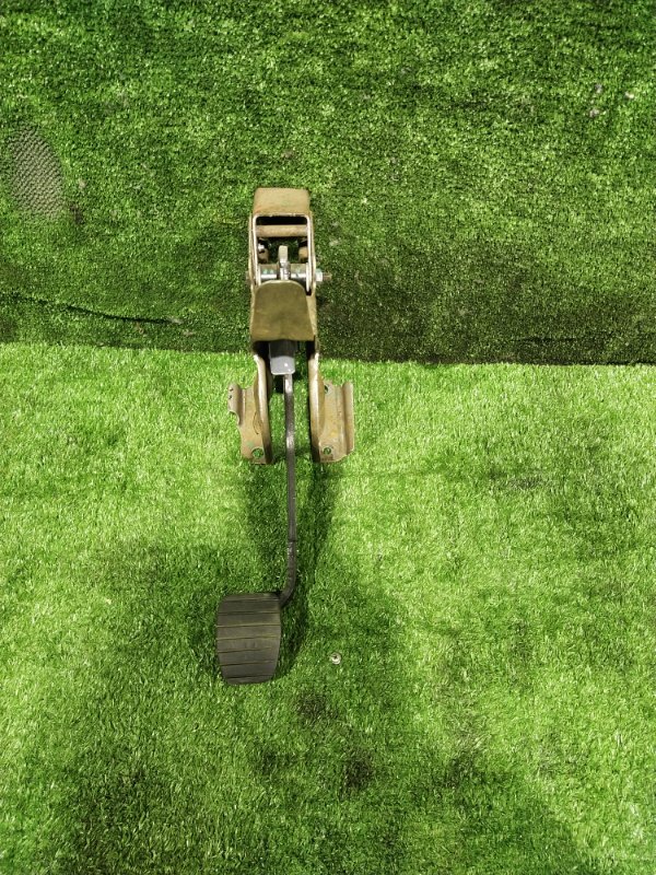 Педаль тормоза, 800 рублей, Красноярск