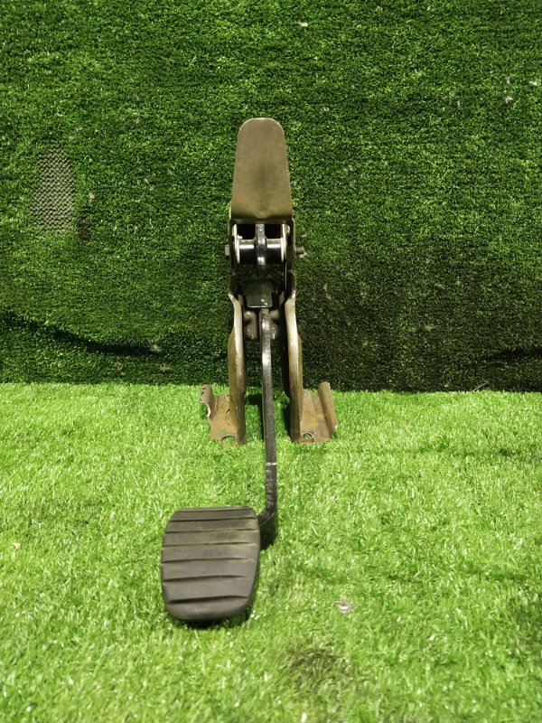 Педаль тормоза, 800 рублей, Красноярск