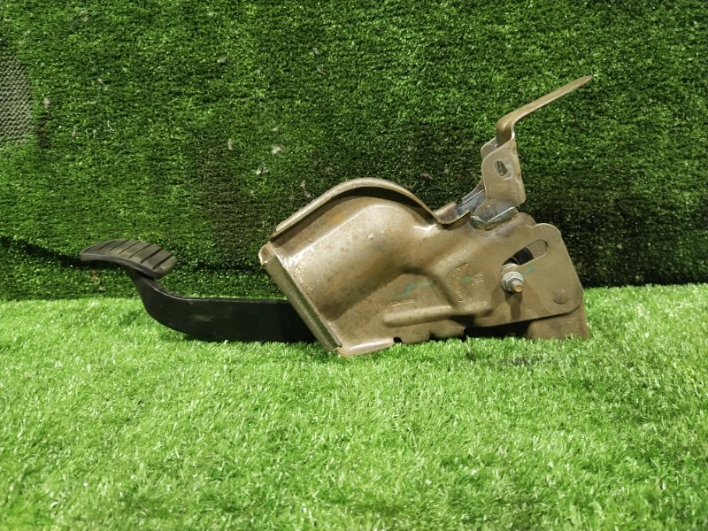 Педаль тормоза, 800 рублей, Красноярск