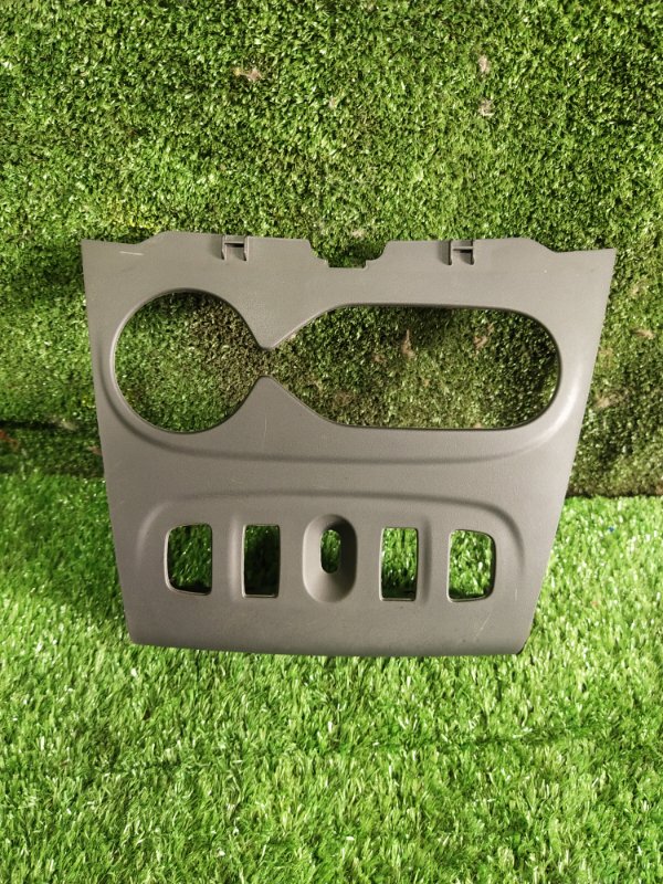 Накладка на торпедо, 500 рублей, Красноярск