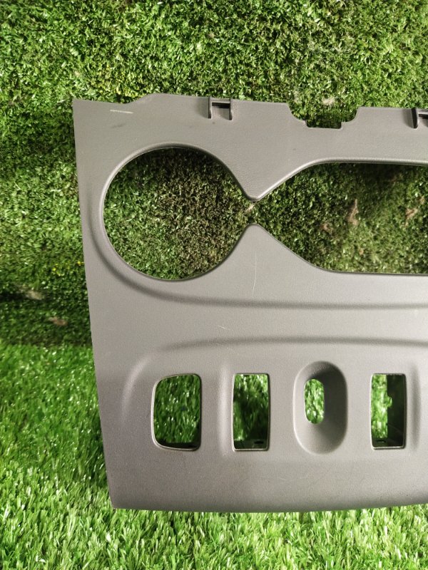 Накладка на торпедо, 500 рублей, Красноярск