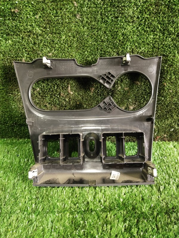 Накладка на торпедо, 500 рублей, Красноярск