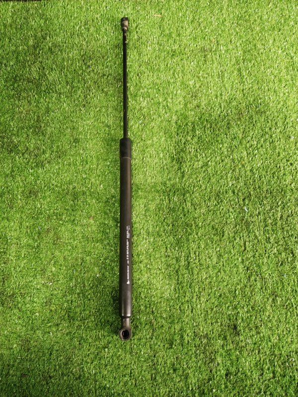 Амортизатор капота, 700 рублей, Красноярск