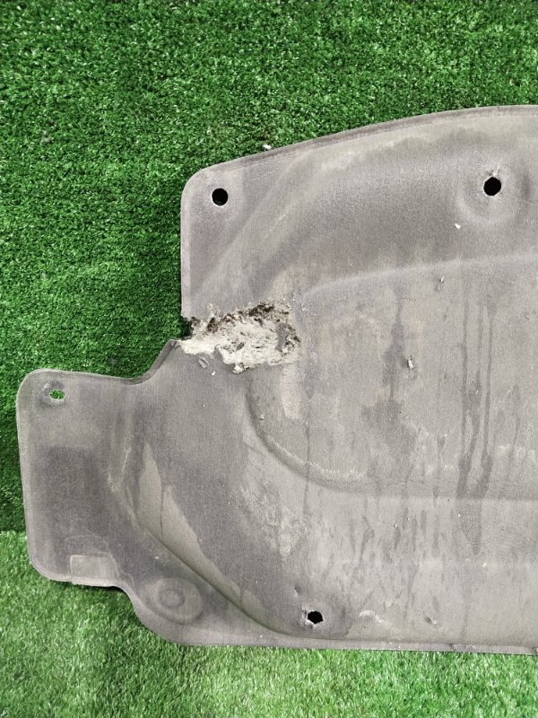 Изолятор капота, 2000 рублей, Красноярск